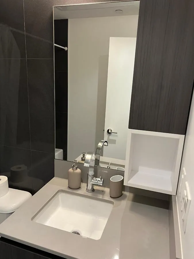 Exquisite One Bedroom Condo Toronto